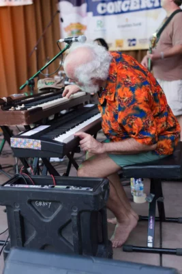 Glenn Tucker on keyboards performing with Alli Battaglia & The Musical Brewing Co. during Friday Night Concerts.